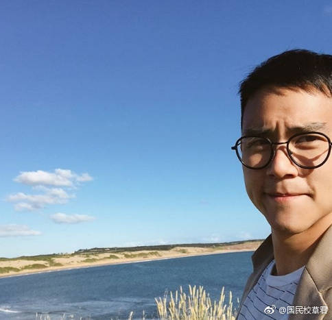 论直男的拍照角度最终还得看脸