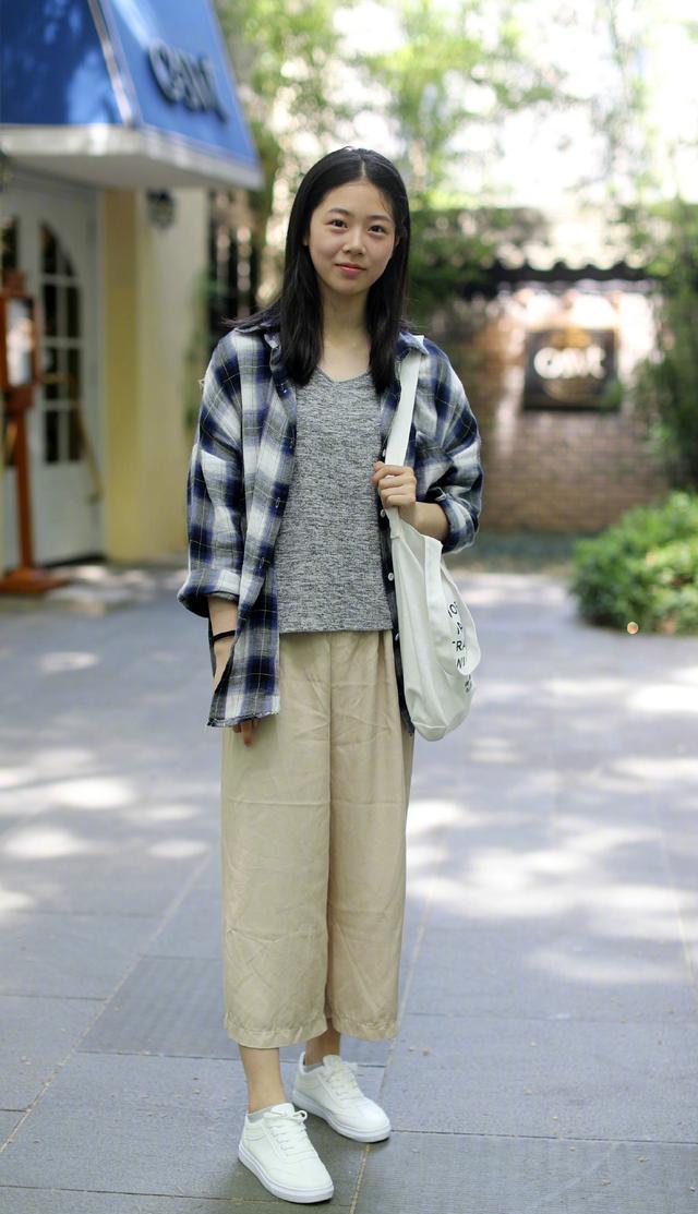 路人街拍, 杭州时尚美女个性夏装摆拍