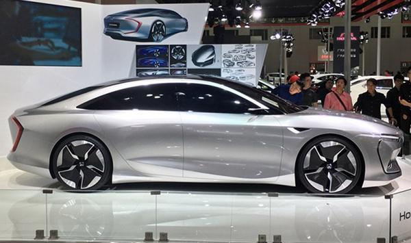 这是东风本田的十代雅阁?-新浪汽车