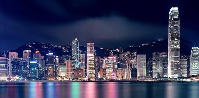 这座国际大都市, 被评为中国最干净的城市, 你服吗?