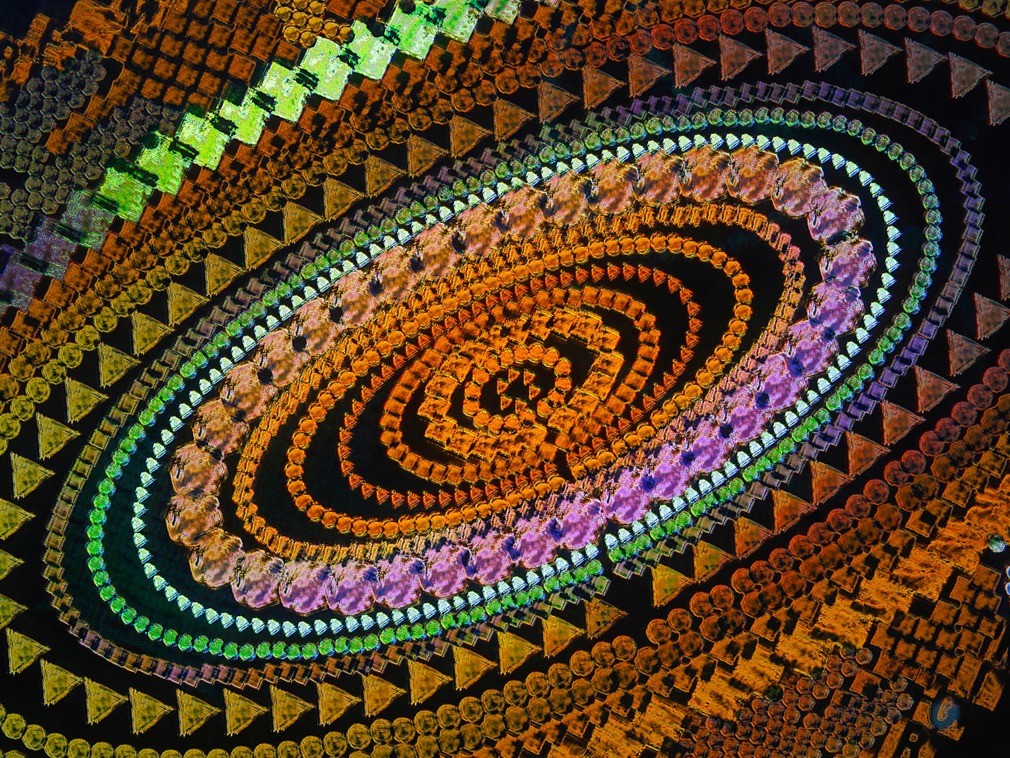 绝对真空环境：微观世界的 “无物质地带”，你真的了解吗？