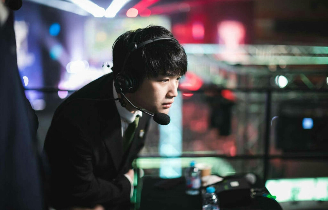 英雄联盟官宣:we战队微笑重新连接归来