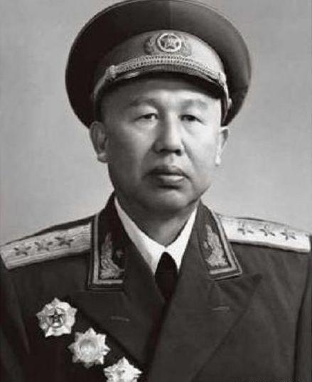 开国将军三连襟:一个是少将,一个是中将,一个是上将