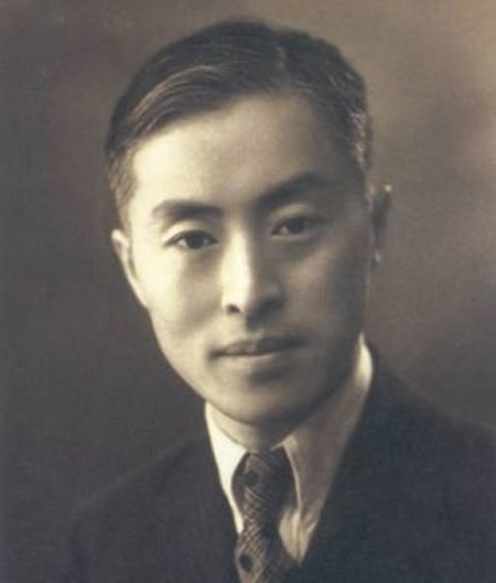 他是民国四大家族之一,晚年流落美国卖皮蛋