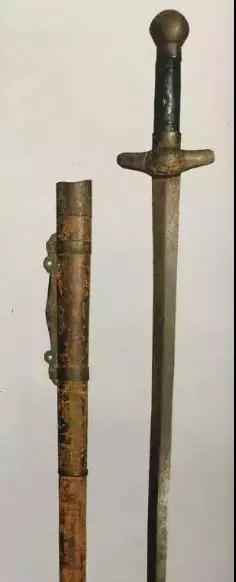 最后做为武器介入战争的剑——明代战场剑|武器|佩剑|刀镡_新浪新闻