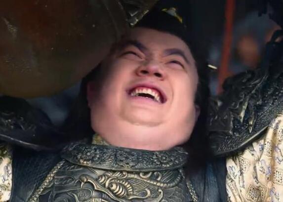 在历史资料记载,高延宗非常肥胖,说他躺着和坐着没啥区别,满脸赘肉(小