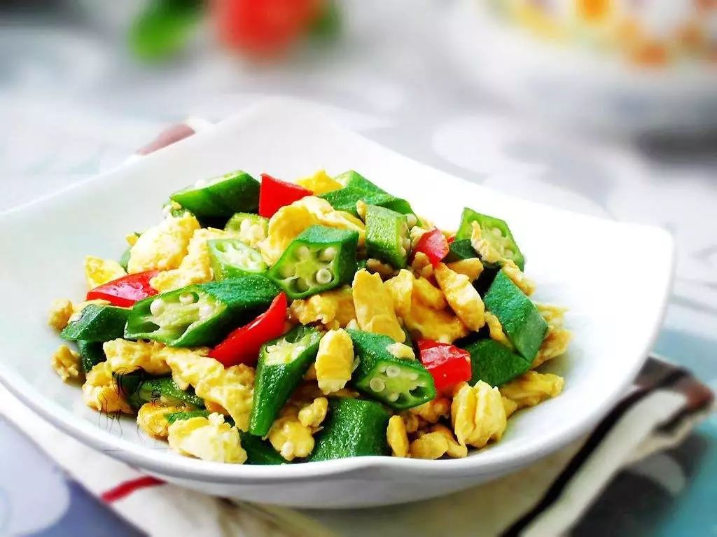 秋葵炒鸡蛋,营养丰富,老少皆宜!