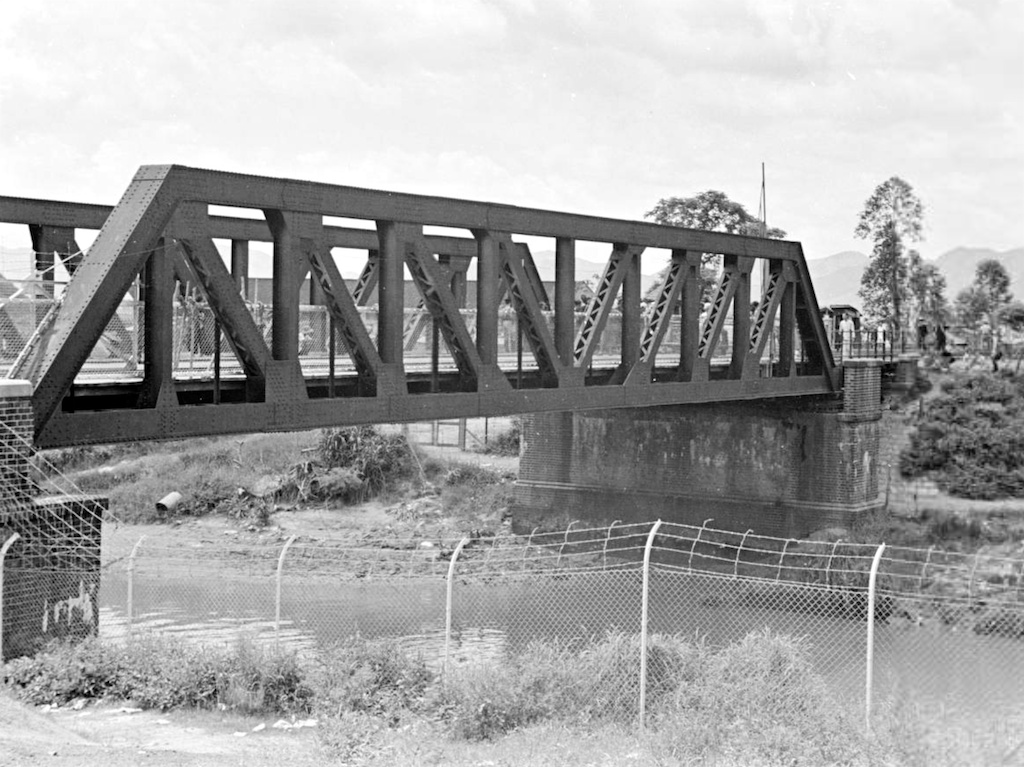 老照片广九铁路罗湖桥1955年福尔曼