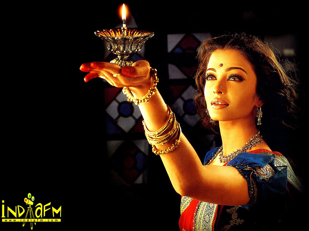 2002年最贵的宝莱坞电影 印度经典爱情片 美轮美奂令人迷醉