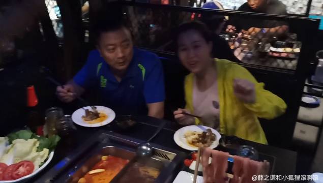 薛之谦 上海·上上谦串串香火锅(长宁龙之梦店