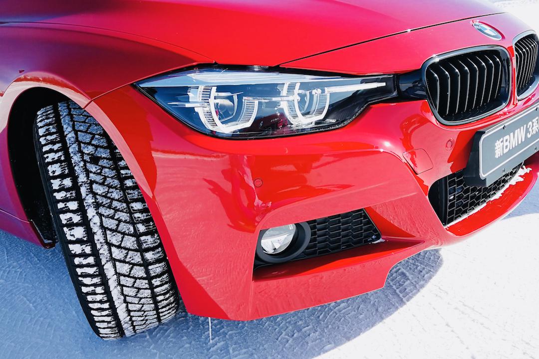 接下来再普及三个宝马的专业名词,dsc,dtc,dsc off.