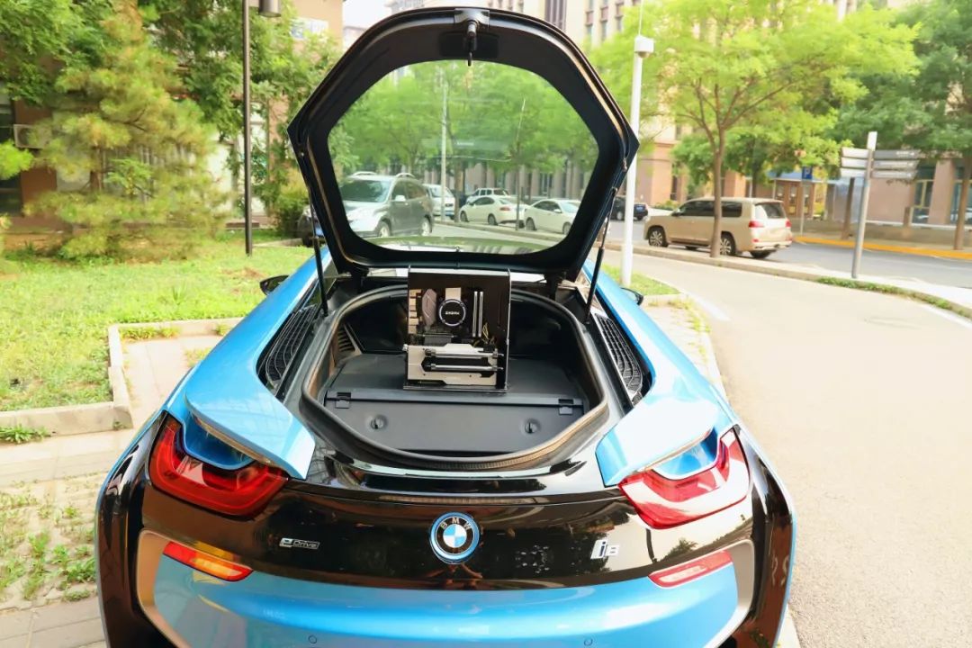 车叔深度试驾宝马i8!开门的瞬间才显霸气!