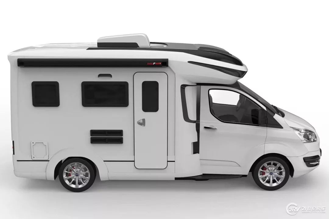 2598万汽油自动挡底盘露营车湖光2款车型即将亮相成都房车展