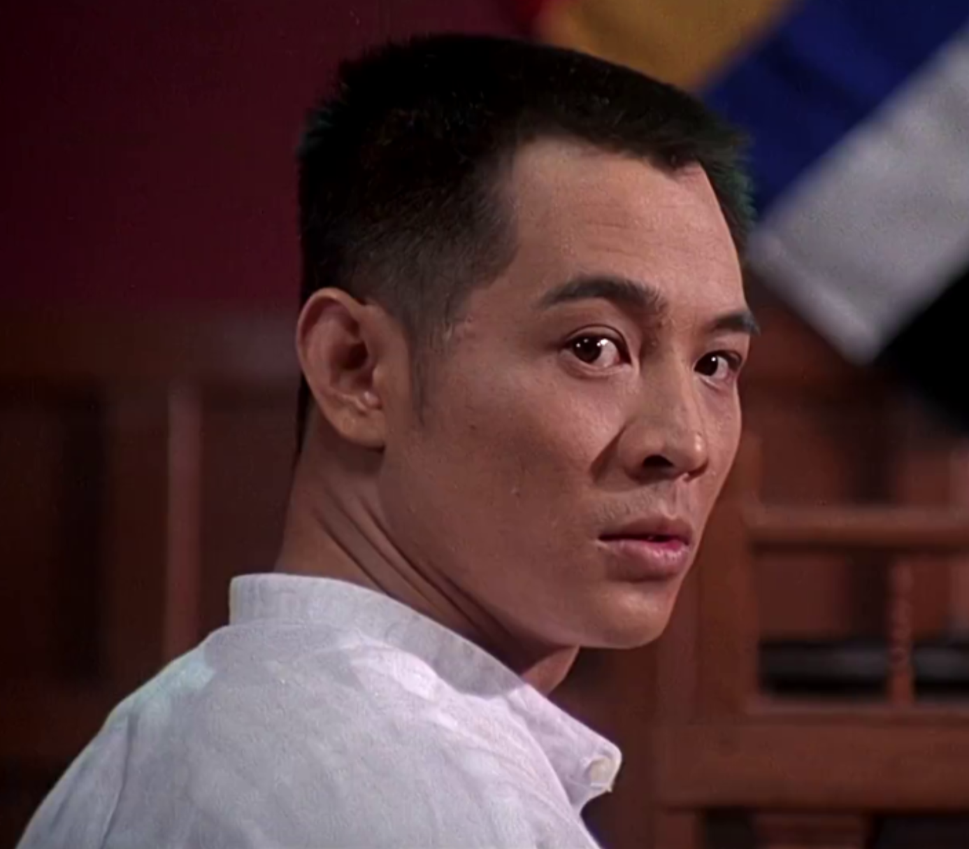 李连杰在精武英雄中的形象是最帅的嘛