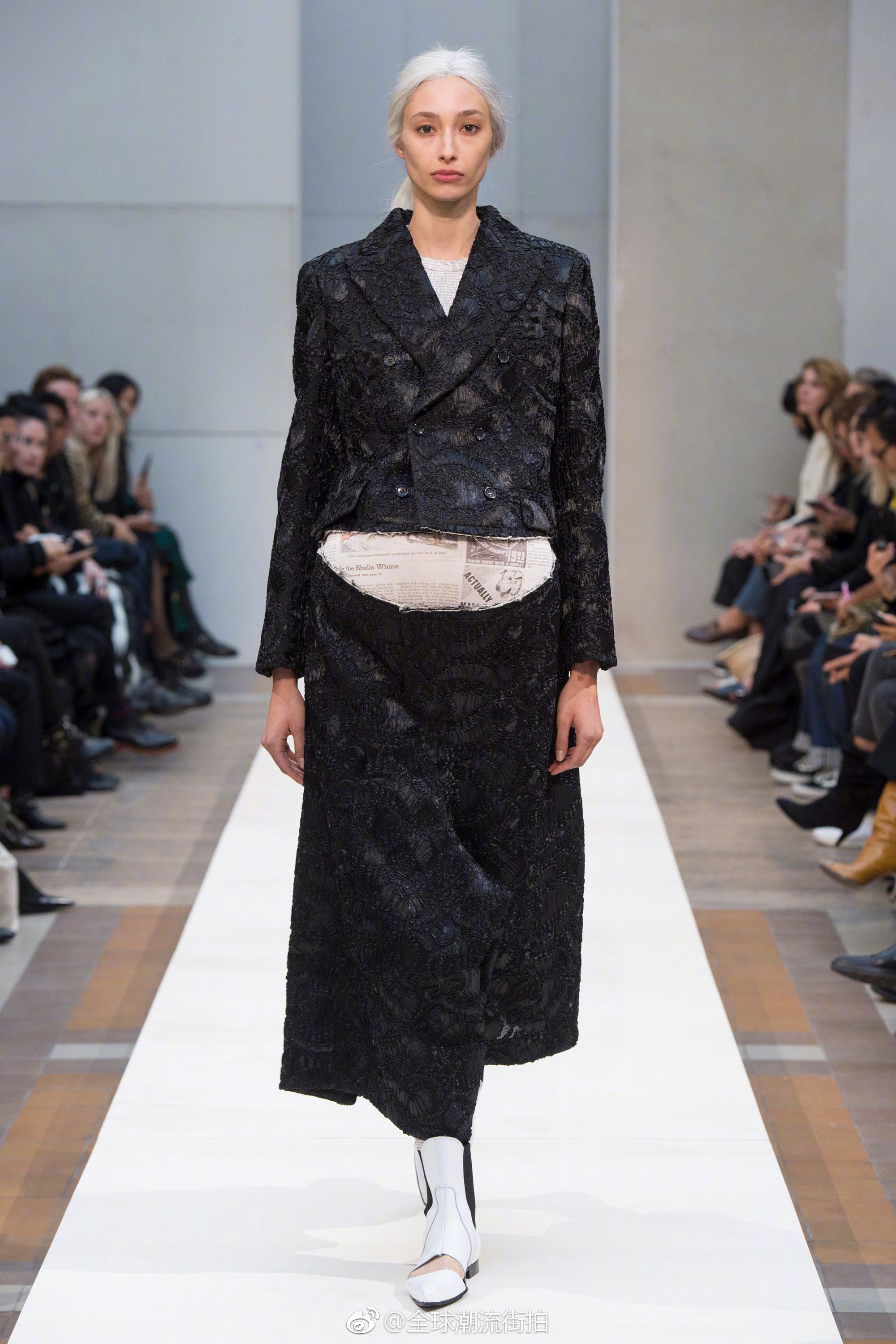 穿allsaints的那些弄潮儿们,黑白大片的效果也很nice.