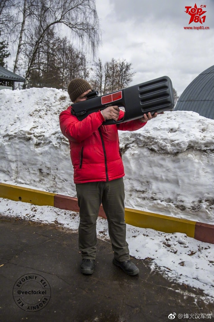 外形科幻的俄罗斯量产型stupor电磁干扰枪专打无人机
