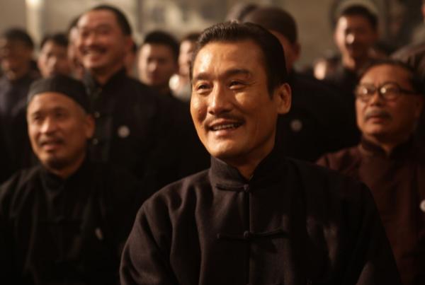 在《建国大业》之后,韩三平导演又在2011年推出了《建党伟业》.