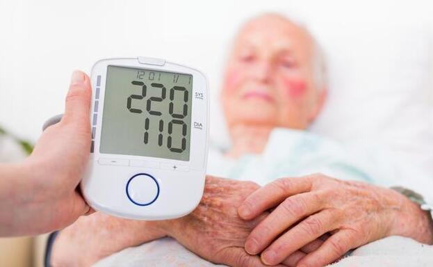 不吃药快速降血压的方法,除了2种物理方法,记住这种食疗方法!