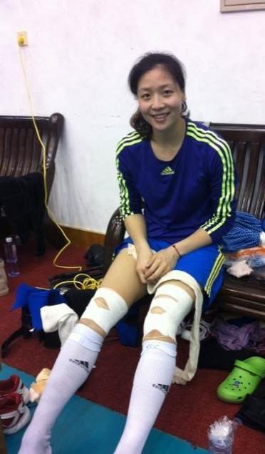 魏秋月第3次学习走路:中国女排前队长是最美丽的姑娘