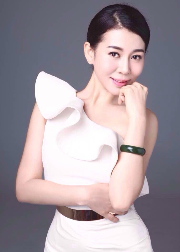 张雅萌,1973年1月28日出生于吉林,中国内地女演员,毕业于吉林艺术学院