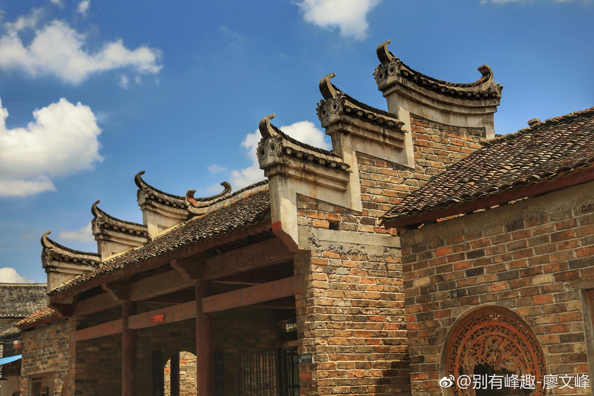 郴州板梁古村打卡板梁古村位于湖南省郴州市永兴县高亭乡境内