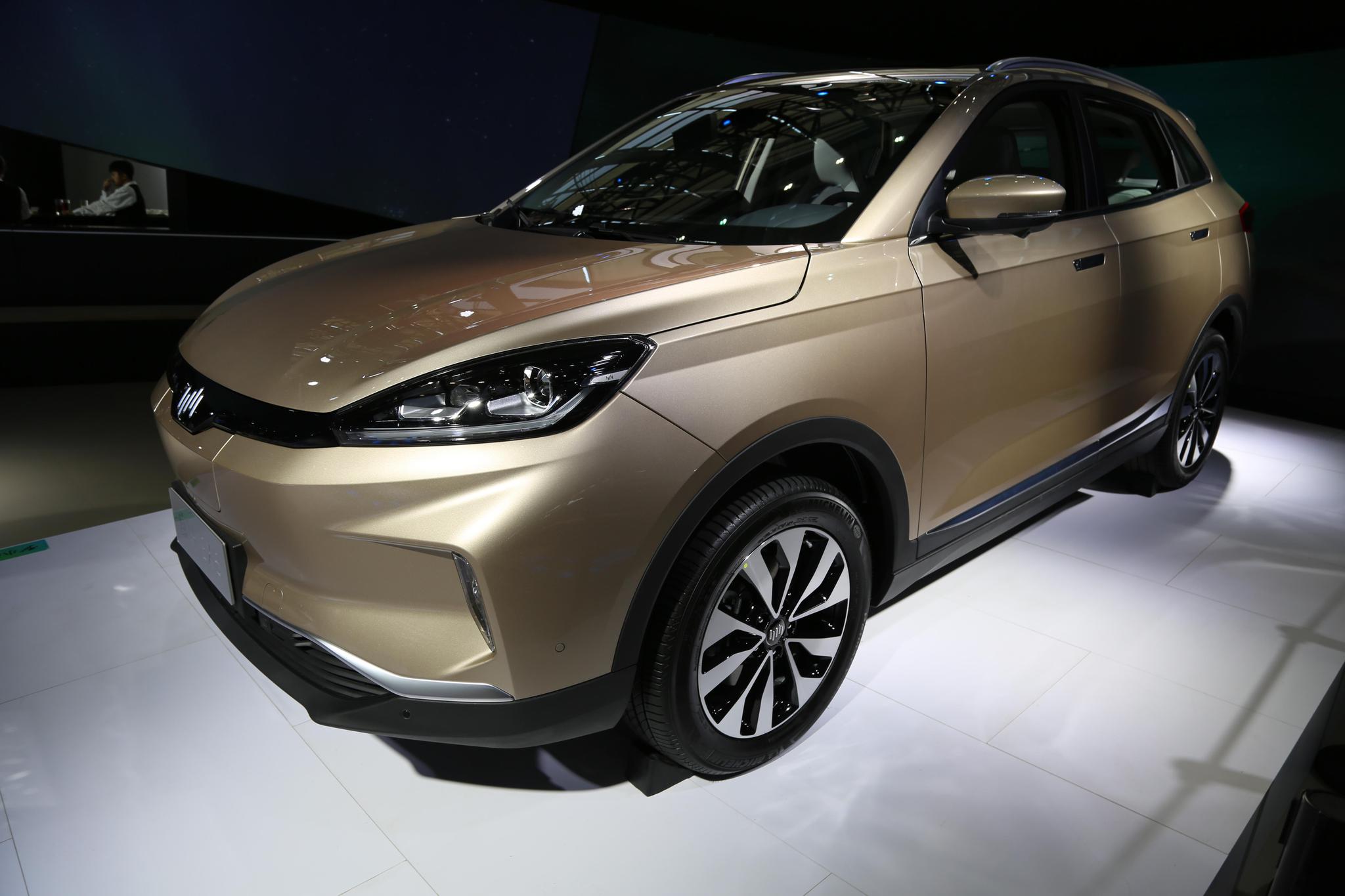 最炫展台:威马汽车携纯电suv ex5,亮相深圳十一国际车展!