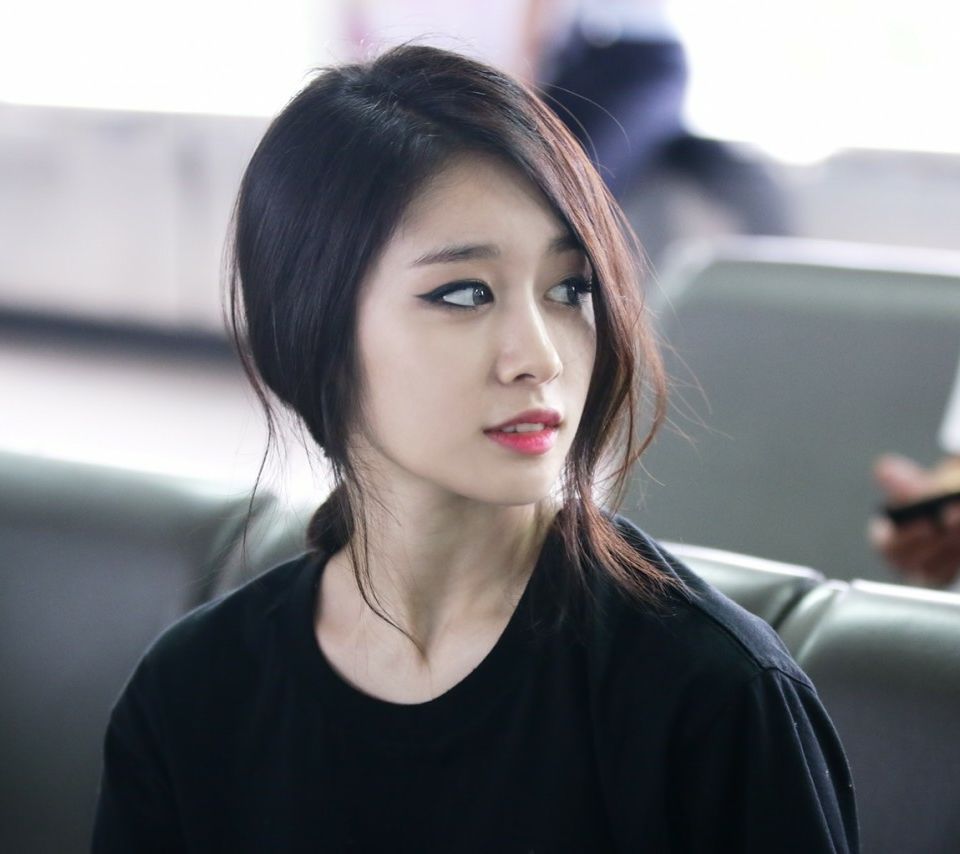 朴智妍与郑俊英正在交往难道又有瓜可以吃了吗可惜这瓜不包甜