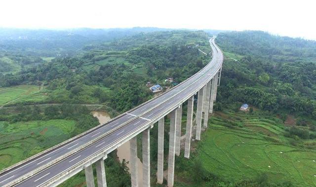 重庆这条高速公路即将动工,已完成了可行性评估,途经你家乡吗?