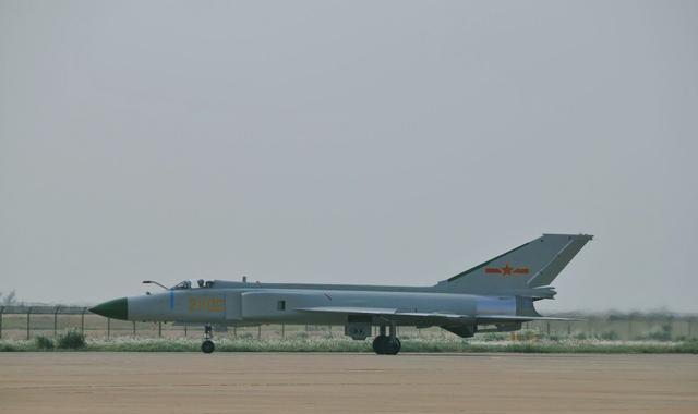 歼-8b,歼-8d(空中受油),歼-8iim(wp-13b发动机),歼-8iiact(加装固定式