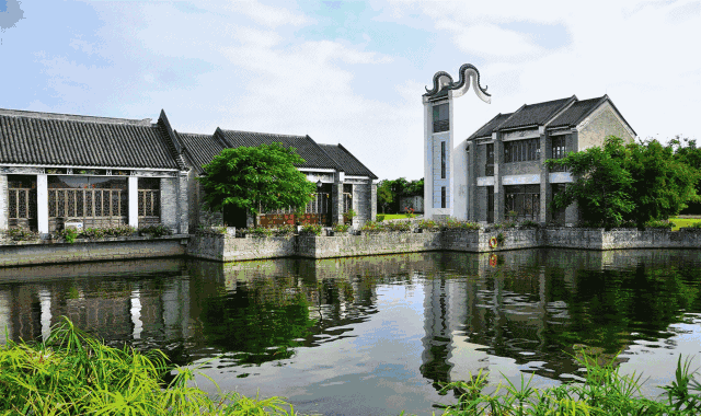这里集岭南风情于一身,拥有原生的岭南建筑和文化景观