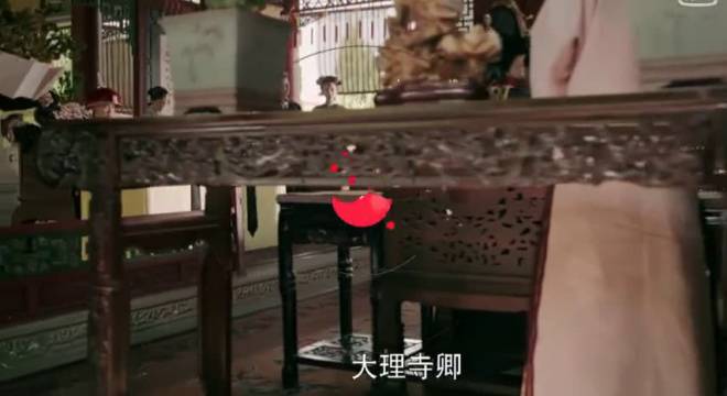 一个人演完延禧攻略 天哪噜!成都一女子仿妆《