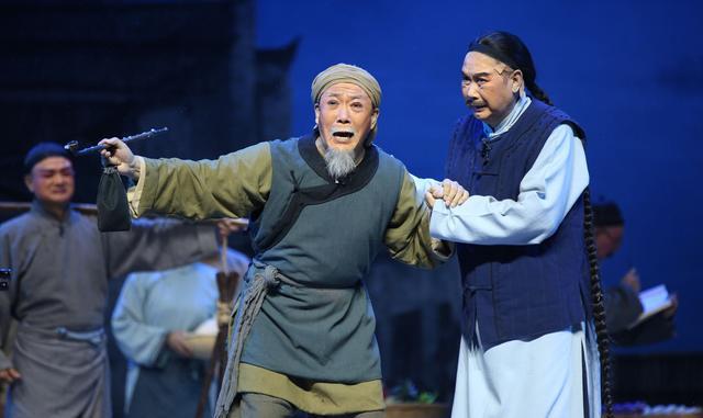 豫剧院二团始建于二十世纪四十年代,以阎立品,吴碧波,唐喜成,李斯忠