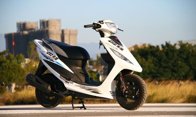 小丙测评|0-1km 加速特辑kymco jr100-新浪汽车