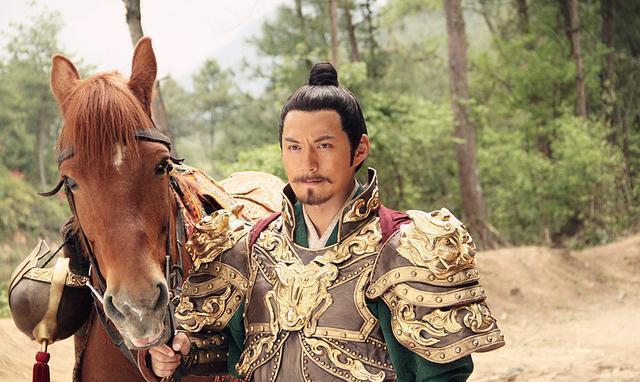 以凌烟阁二十四功臣为例,长孙无忌,李孝恭,柴绍等十一人全部是皇亲国