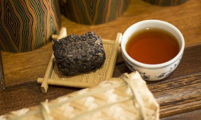 藏族是中国最喜欢喝茶的民族, 但是西藏却只有这一个茶场|易贡茶场