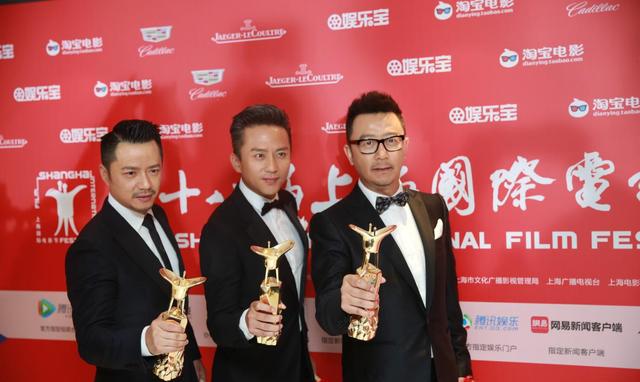 李易峰,黄晓明拿走奖杯,他却无缘,是真的演技不行吗?