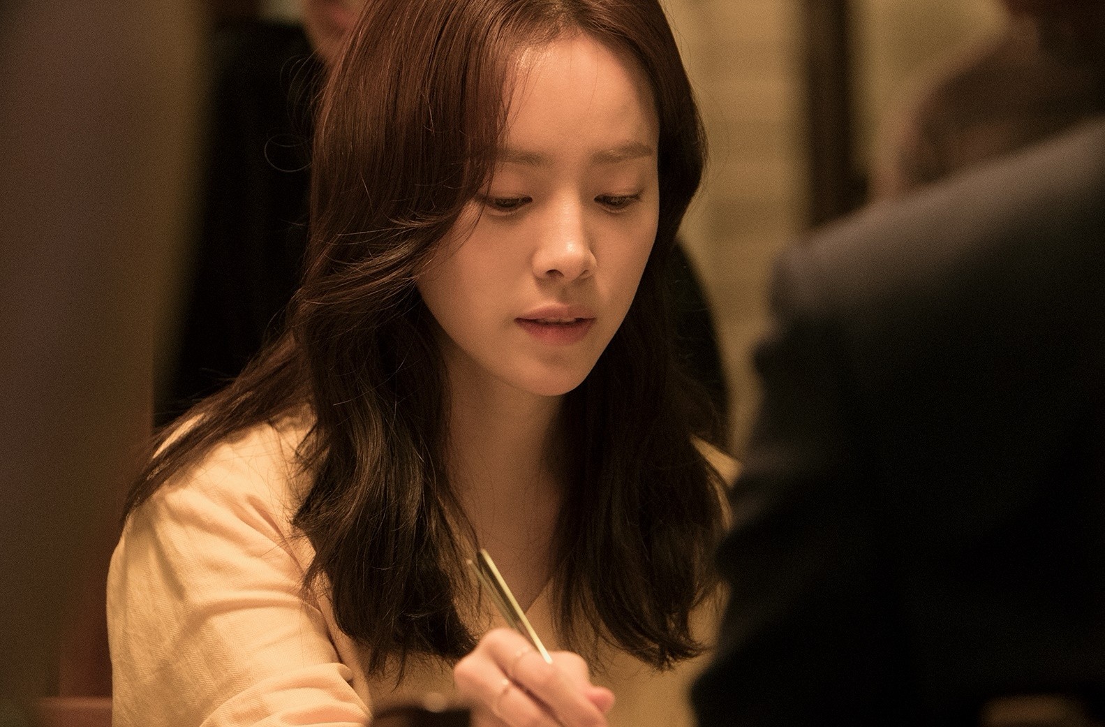 《认识的妻子》剧情提前看,今晚播出的第5集充满悬念和紧张气氛