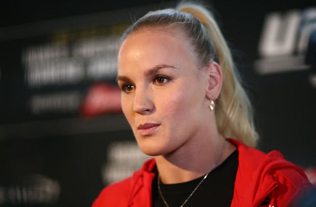 "子弹"舍甫琴科警告冠军:"你不是嘴炮,不具备冠军隐身技!