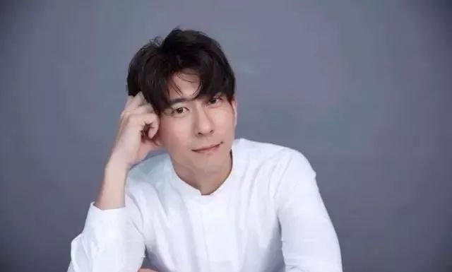 贾静雯被要求退出《妈妈是超人3》 网友说的理由令修杰楷哭笑不得