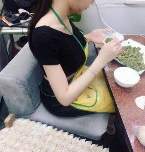 台湾"水饺西施"走红,因太漂亮生意火爆,网友:打飞的也要去