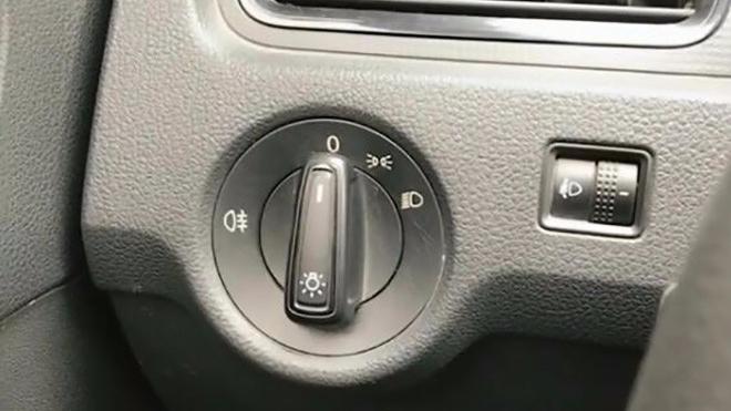 驾考科目三灯光模拟考试,灯光开关操作看完就能学会,考试不担心