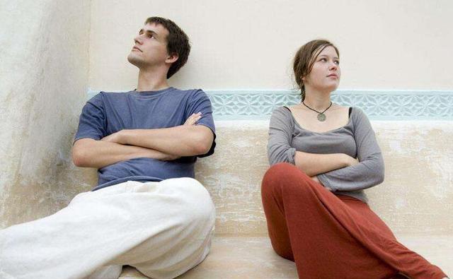 搞破鞋的男人,都是这么对老婆说话做事.你有遇到吗? 作者:枫