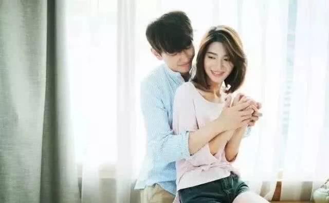 异性同事,在微信上有这5个小动作,说明可能暧昧了