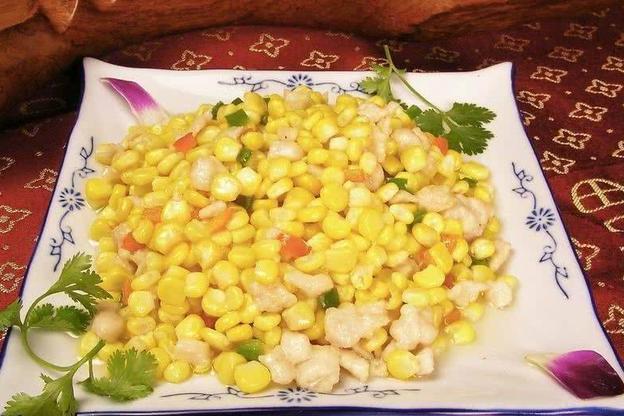 一道玉米粒炒肉丝,不仅能使女性美容养颜,而且还不容易上火