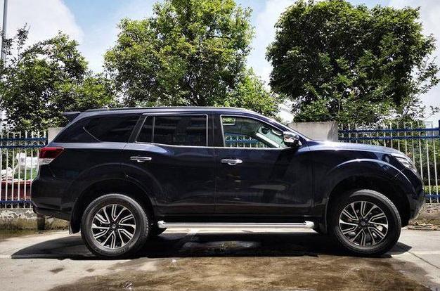 车主试驾黑色版途达:比吉姆尼性能强,配差速锁仅16万,油耗13l