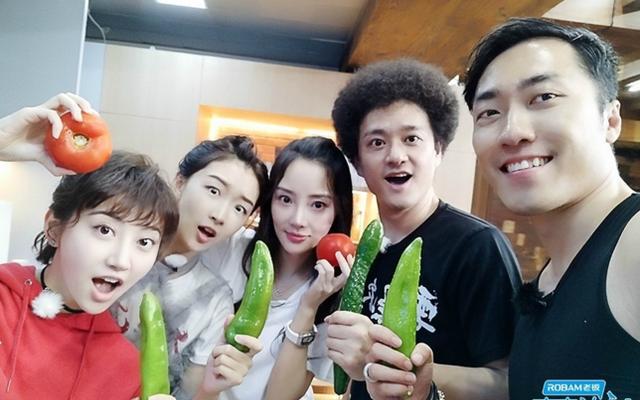 王源|青春旅社|节目_新浪新闻