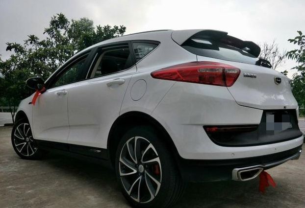 吉利新款帝豪gs秀实力,将4月20日上市,售价7.78万起!