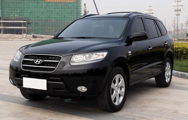 定位和汉兰达相同的进口中型suv 07款9万公里现代胜达 6万值吗