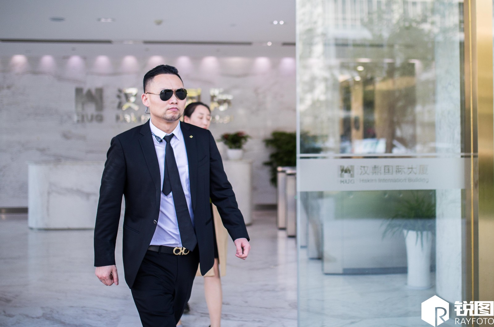 他创办中国高端保镖公司 员工保护政要明星年入百万|王海春|锐图|保镖|图片来源|安保_新浪新闻