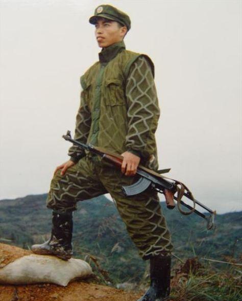 对越反击: 解放军侦察兵